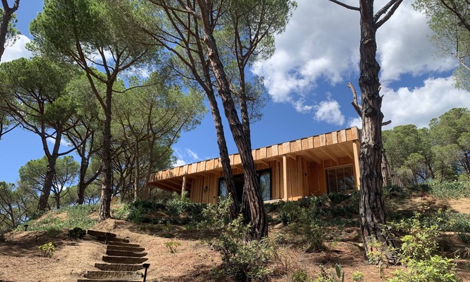 Sant Vicenc de Montalt Ski Chalet | Relaxing Nature Cabin with Ocean View near Barcelona