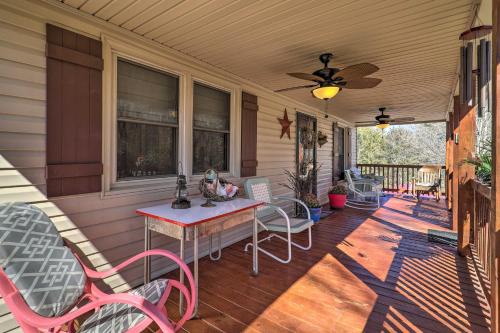 Wytheville House | Nature Escape in Wytheville with Hot Tub & Spa Amenities