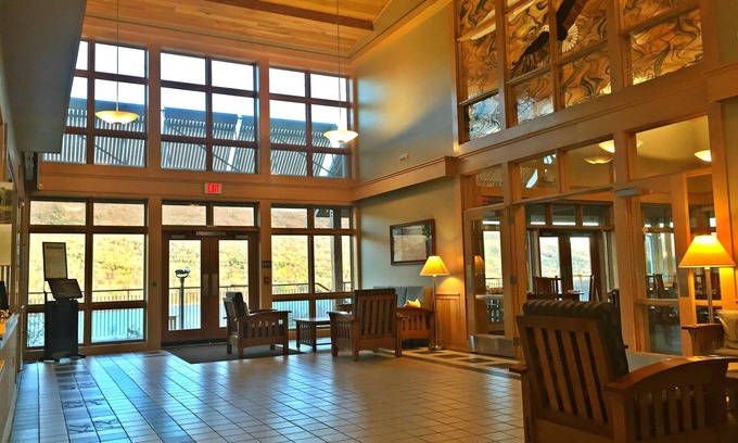 Howard Hotel | Discover Nature Inn At Bald Eagle: Guest Rated 9.8/10