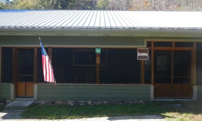 Kellysville House | Adventure Awaits: Ideal Retreat for Nature Lovers