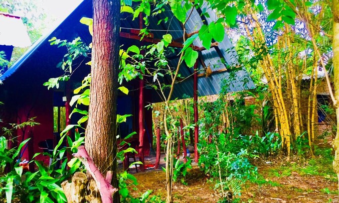 Udawalawa Bed & Breakfast | Pet-Friendly Nature Nest Riverside with Hot Tub & Breakfast