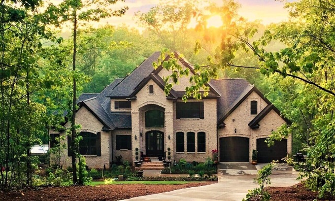 Fountain Inn House | Eco-Friendly Nature Retreat on the Enoree River - 10/10 Rated