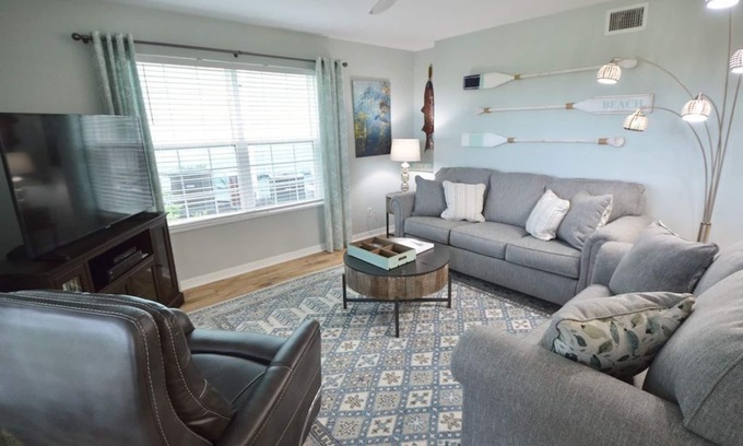 Cedar Key Condo | Beautiful Condo Near Marina & Downtown - 10/10 Guest Rated!