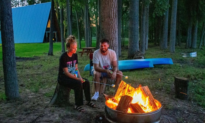 Au Gres Cabin | Unforgettable Nature's Nest Lakeview with Ocean Views & Breakfast