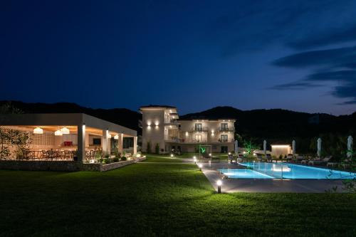 Sarti Apartment | Scenic Nature View with Pool & Family-Friendly Amenities