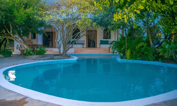 Watamu Villa | Serene Nature Villa Shakuru with Ocean View and Private Pool