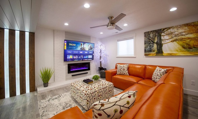 Orem Apartment | Nature's Best Modern Getaway with LED Shower & King Bed