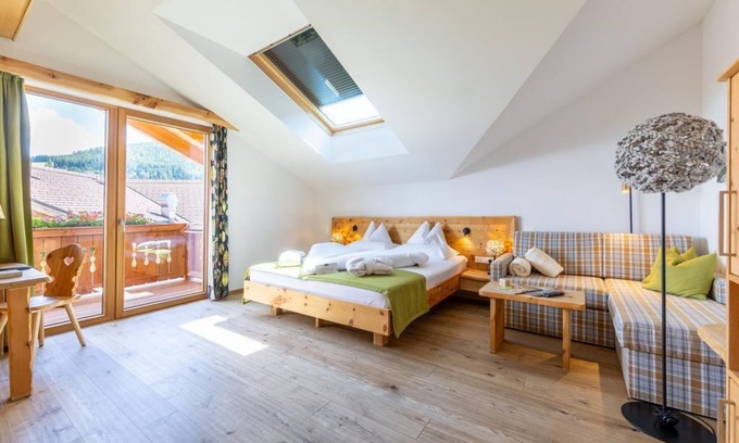 Haus House | "Naturgefühl Superior" - double room with shower, WC (1-3 N.) - Nature and wellness hotel