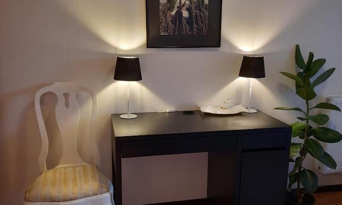 Uppsala House | Cozy B&B Double Room with Kitchen in Uppsala Ramstalund
