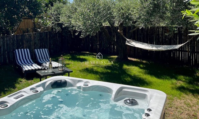 Ronciglione Villa | Relax at Natuscia Country Villa with Private Jacuzzi & Garden