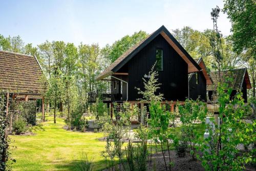 Wekerom Villa | Natuur Villa met Hottub & Sauna | 4 personen - Resort Valley