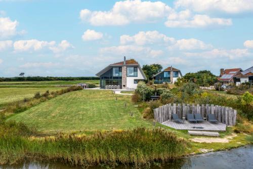 De Waal Villa | Family-Friendly Natuurvilla 16 in Weegeswaal, Rated 9/10