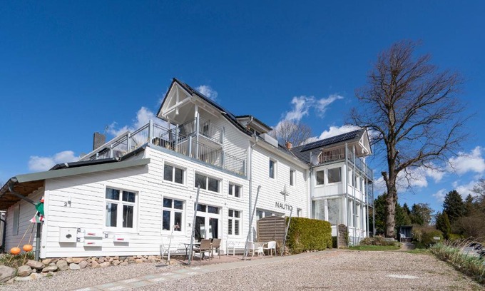 Sierksdorf Apartment | Relax at Nautic Strandhotel: Pet-Friendly with Ocean Views