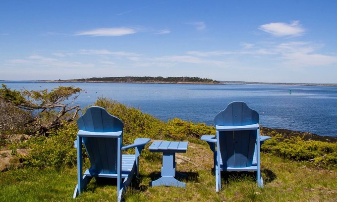 Bailey Island Cottage | Idyllic Oceanfront Cottage at Scenic Mackerel Cove