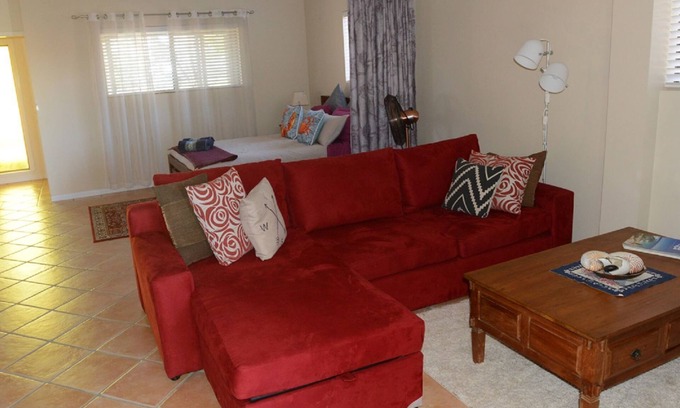 Dunwich Apartment | Ideal Nautilus 2BR: Island Retreat Minutes from the Beach