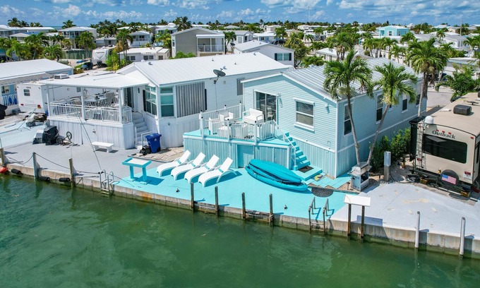 Cutthroat Harbor Estates Cottage | Oceanfront Getaway: Nautilus Cottage Retreat Awaits You