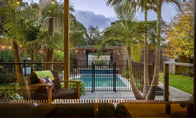 Flinders House | Nautilus Summary: Tuc