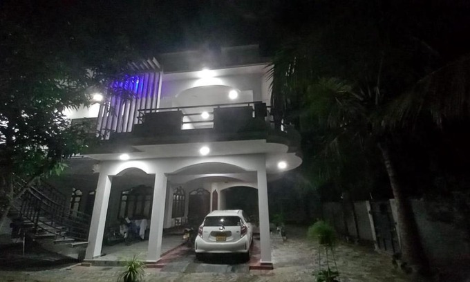 Jaffna House | Family and Pet Friendly Stays at Navam Hotel