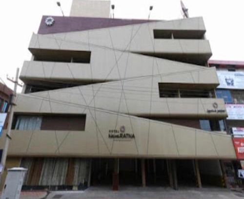 RS Puram Hotel | Experience Comfort at NavaRATNA Delight - Pet Friendly & Spa