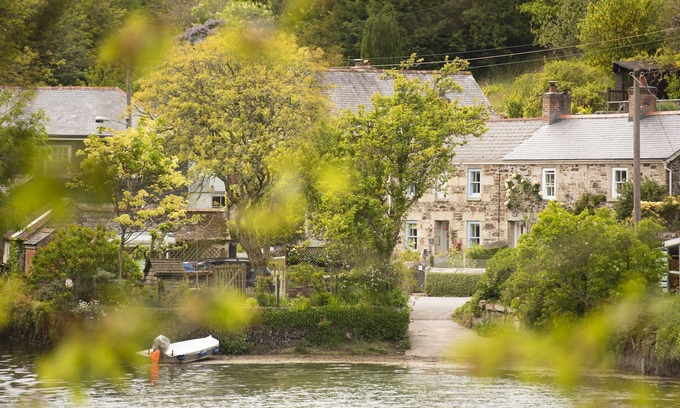 Port Navas Cottage | Pet-Friendly Retreat at Navas Nook LLP, Rated 10/10