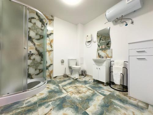 Gabrovo House | Family-Friendly Stay at Navial with Hot Tub Access