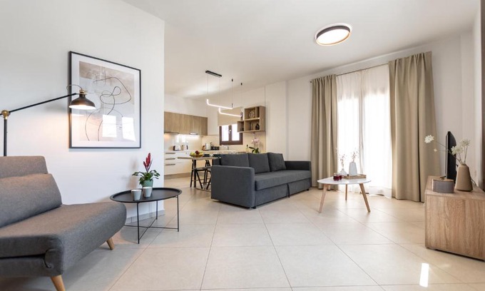 Naxos Apartment | Exceptional Naxos Alma House with Family-Friendly Amenities