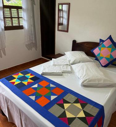 Pontal House | Oceanfront Haven: NayMar Paraty Casa Familiar Awaits You
