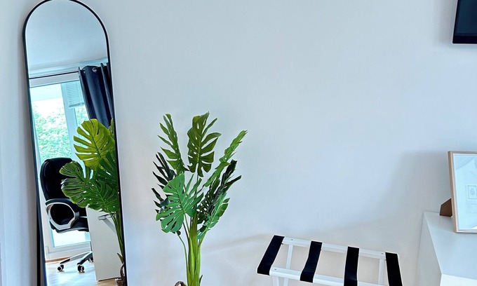 Munchen District Apartment | Convenient Apartment Near Munich with Breakfast & Accessibility