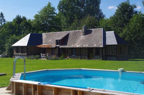 Fatouville-Grestain House | Indulge at Ndila Cottage with Exclusive Pool & Ocean Views