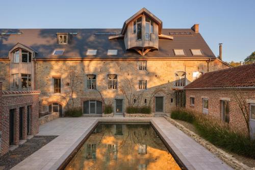 Namur Hotel | Indulge at Ne5t Hotel & Spa: 4-Star Retreat with Pool