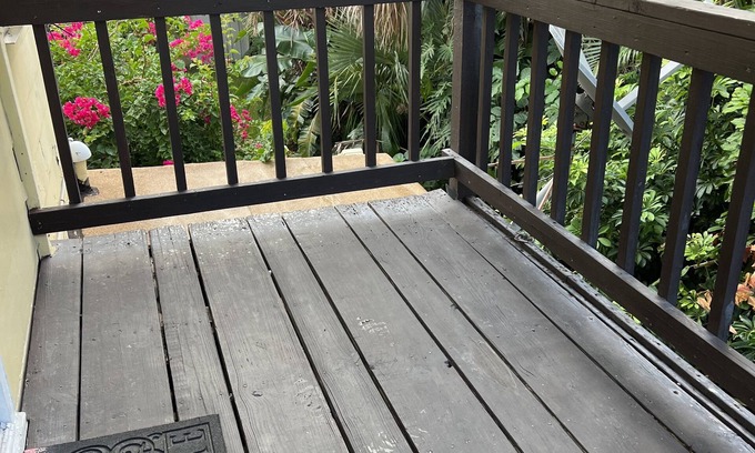 Southside Apartment | Cozy Apartment Steps from Beach and Downtown Attractions