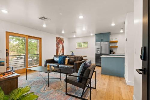 Moab House | Stylish 2BR Retreat Near Downtown with Amazing Patio