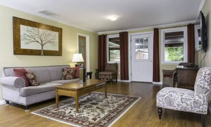 Bellingham House | Explore Fairhaven: Ideal Family Retreat Near Trails & Lake