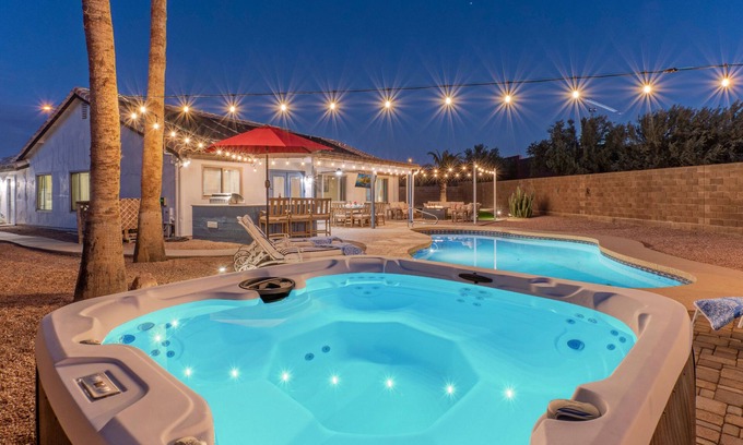 East Mesa House | Unwind at Mesa: Pool, Spa, Golf & Trails Await You!