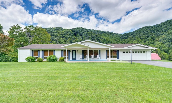 Bakersville House | Pet-Friendly Bakersville Mini Horse Farm with Trout Stream