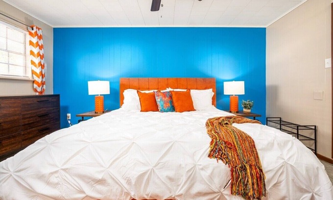 Pineville Apartment | Pet-Friendly Stay Near P&G with 55" 4K TV & Kitchen