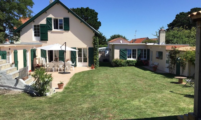 Le Cormier House | Ideal Villa Near Pornic with Heated Pool & Ocean Views