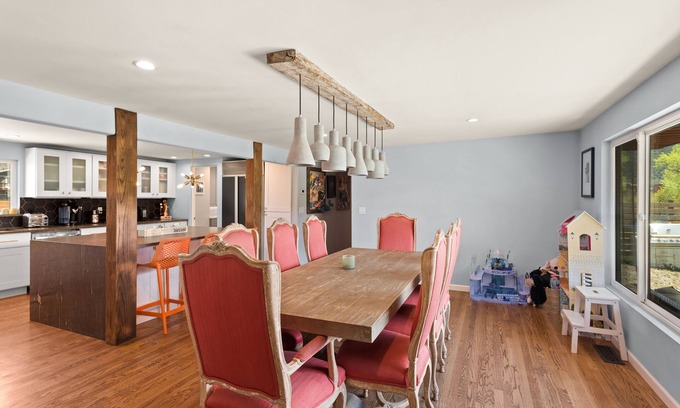 Basalt House | Conveniently Located Hotel: Walk to Town & Near Resorts