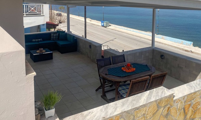 Corinthia Region Apartment | Near the Beach Flat with Verandas & Seaview