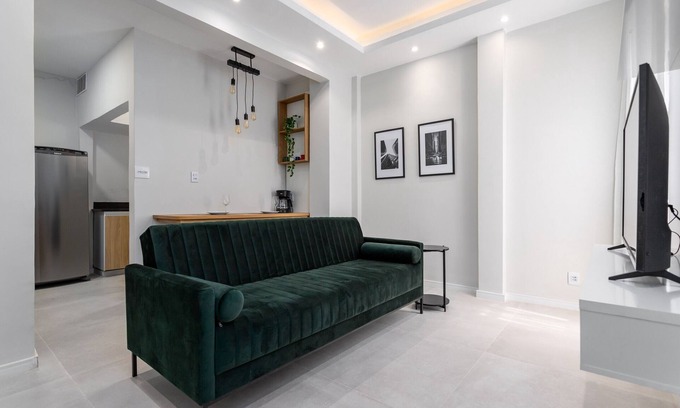 Tijuca Apartment | Relaxing Stay in Tijuca | Close to Metro & Family-Friendly