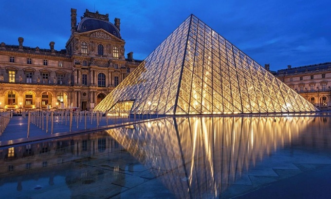 Vivienne Apartment | NEAR TO PARISIAN LANDMARKS,@LES HALLES, PALAIS-ROYAL, OPÉRA GARNIER & LOUVRE