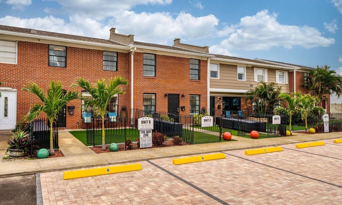 Indian Harbour Beach House | Beachside Townhomes with King Beds & Private Yards