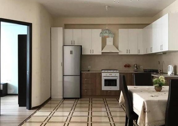 Vera Apartment | Inviting Chavchavadze Ave Home with Balcony for Families