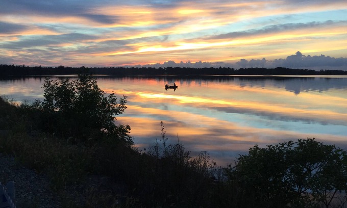 Necedah House | Pet-Friendly Necedah Cabin Near Castle Rock Lake & Dells