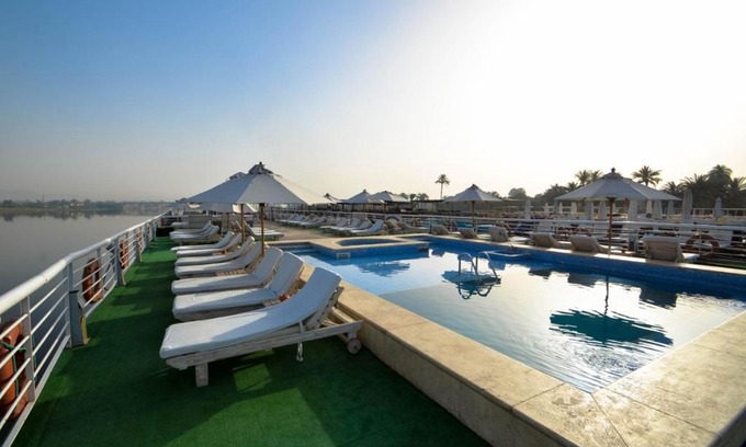 Luxor Resort | Discover Nefertari Nile Cruise: 4-7 Nights of Adventure