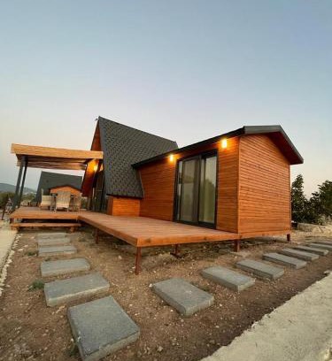 Urla House | Pet-Friendly Nefes URLA Bungalov: Family Retreat Awaits