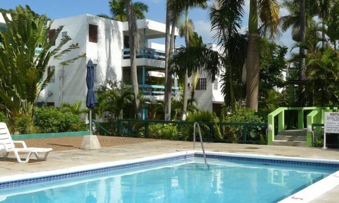 Negril Condo | Experience Negril Beach Club with Spectacular Ocean Views