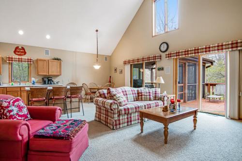 Rome House | Top-Rated Nekoosa Holiday: Ideal for Family Stays