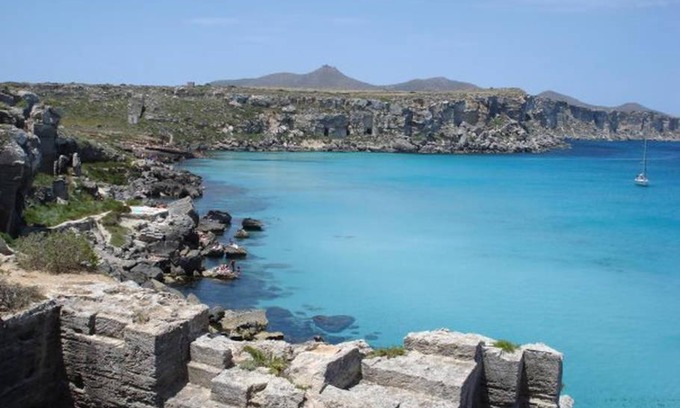 Favignana Apartment | Experience Favignana's Heart: Family-Friendly Comfort
