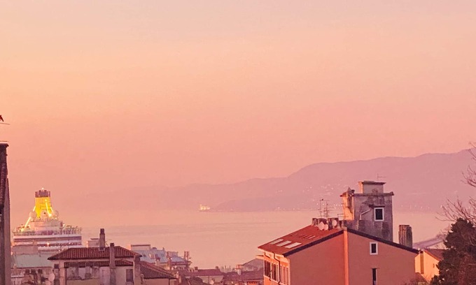 Citta Nuova-Barriera Nuova-San Vito-Citta Vecchia Apartment | Central Trieste Retreat: Elegant Vacation Home near Attractions